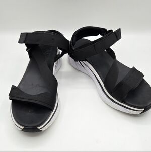 Atom Fusion | AT104 Black And White Foam Sandals Size 8.5